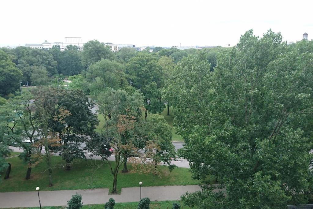 Centrum Pl. Bankowy Lägenhet